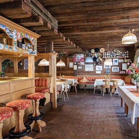 Pension Nina & Gasthof Alpenrose Gschnitz Esterno foto